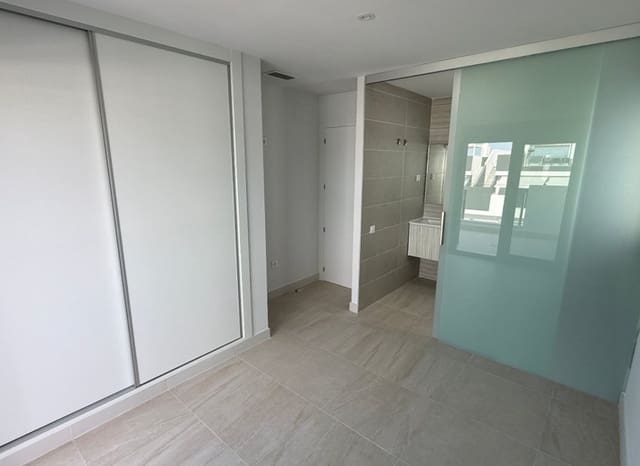 2 Zimmer Apartment zu verkaufen in Torrevieja mit Pool - 305.000 € (Ref: 9275240)