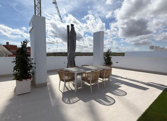 2 Zimmer Apartment zu verkaufen in Torrevieja mit Pool - 305.000 € (Ref: 9275240)