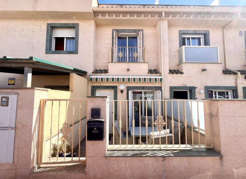 2 quarto Casa em Banda para venda em La Mata - 254 000 € (Ref: 9275242)