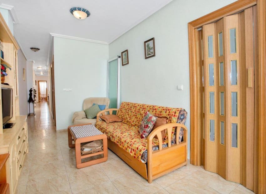 2 makuuhuone Huoneisto myytävänä paikassa Torrevieja - 127 900 € (Ref: 9275243)