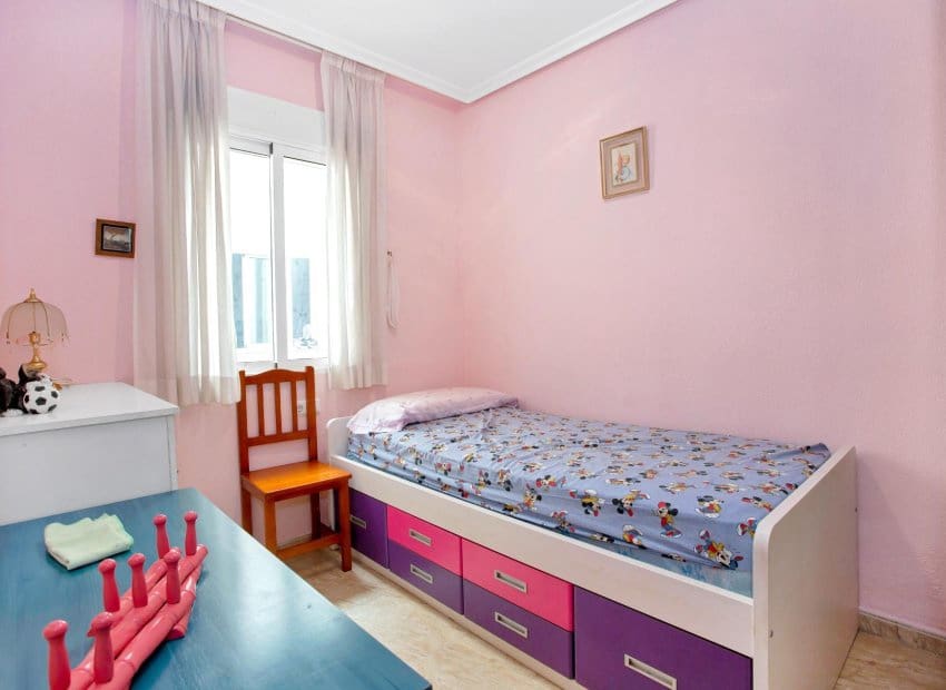 2 makuuhuone Huoneisto myytävänä paikassa Torrevieja - 127 900 € (Ref: 9275243)