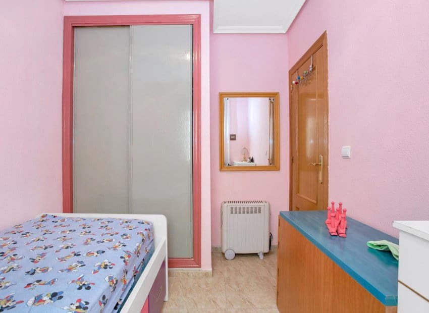 2 makuuhuone Huoneisto myytävänä paikassa Torrevieja - 127 900 € (Ref: 9275243)