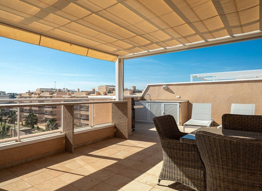 3 chambre Penthouse à vendre à Orihuela Costa avec piscine - 419 000 € (Ref: 9275244)