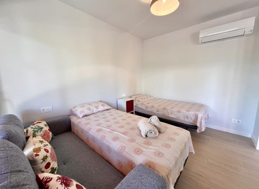 2 sypialnia Apartament na sprzedaż w Villamartin z basenem - 249 900 € (Ref: 9275246)