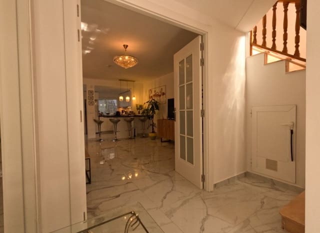 4 quarto Moradia em Banda para venda em Playa del Acequión, Torrevieja - 249 900 € (Ref: 9275248)