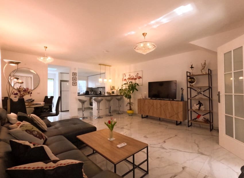 4 soveværelse Rækkehus til salg i Torrevieja - € 249.900 (Ref: 9275248)