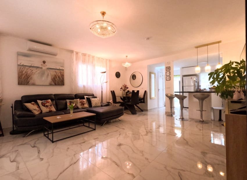 4 soveværelse Rækkehus til salg i Torrevieja - € 249.900 (Ref: 9275248)