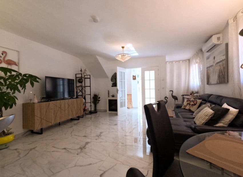 4 soveværelse Rækkehus til salg i Torrevieja - € 249.900 (Ref: 9275248)