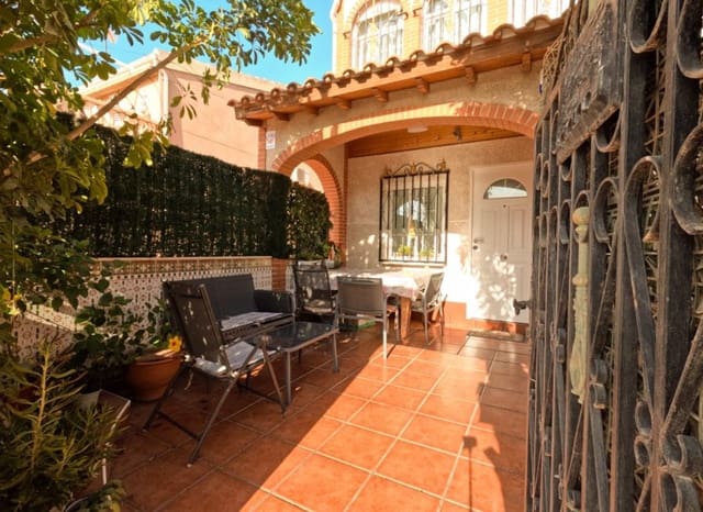 4 quarto Moradia em Banda para venda em Playa del Acequión, Torrevieja - 249 900 € (Ref: 9275248)