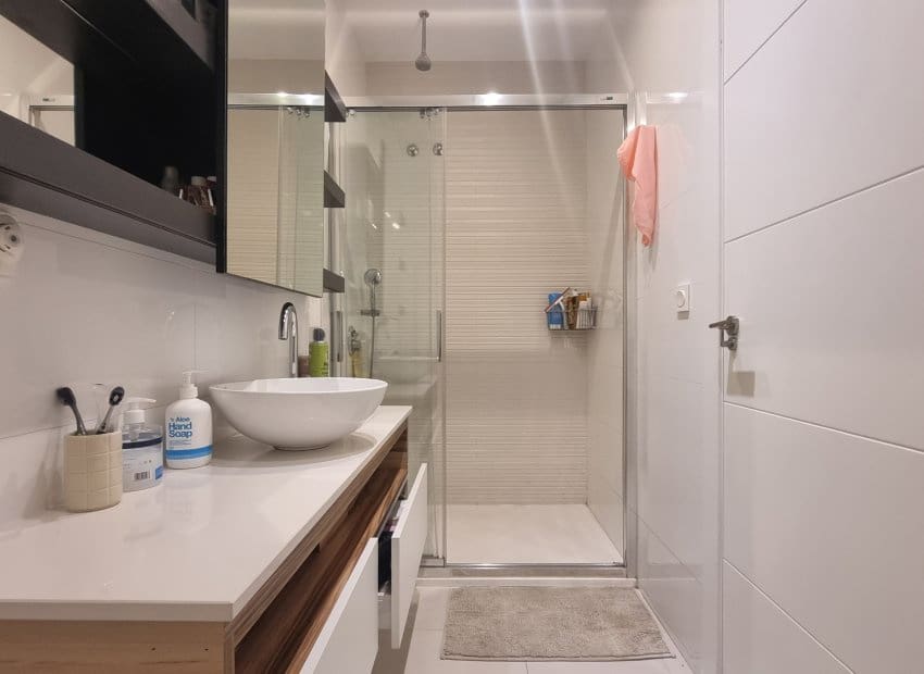 Casa de 3 habitaciones en Ciudad Quesada en venta con piscina - 340.000 € (Ref: 9282448)