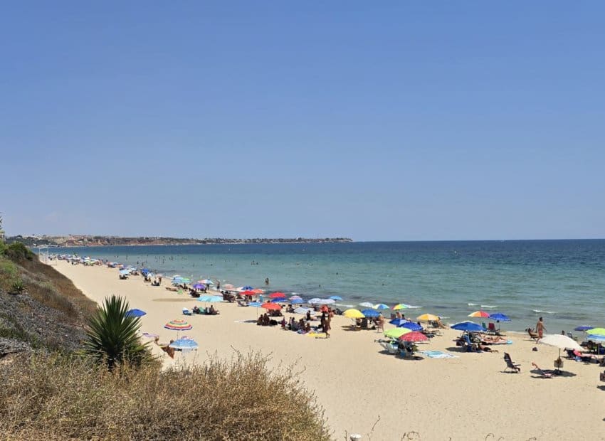 2 soverom Hus til salgs i Pilar de la Horadada med svømmebasseng - € 229 900 (Ref: 9282458)