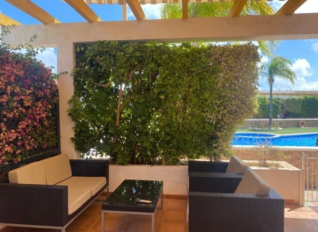 2 soverom Hus til salgs i Mil Palmeras, Pilar de la Horadada med svømmebasseng - € 229 900 (Ref: 9282458)