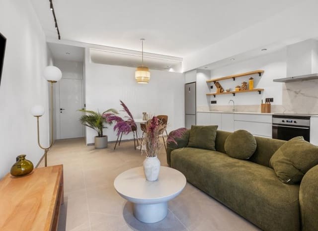 1 quarto Apartamento de Praia para venda em Playa de los Náufragos, Torrevieja - 168 000 € (Ref: 9296117)