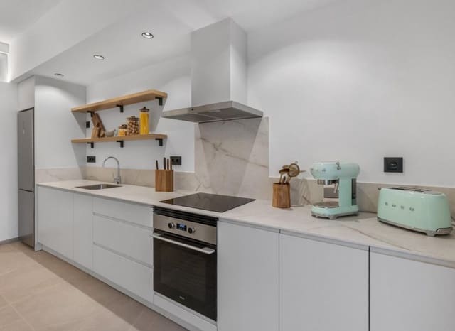 1 quarto Apartamento de Praia para venda em Playa de los Náufragos, Torrevieja - 168 000 € (Ref: 9296117)