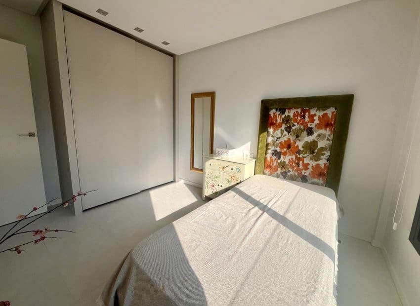 3 soverom Kjedet enebolig til salgs i Orihuela Costa med svømmebasseng - € 585 000 (Ref: 9296119)