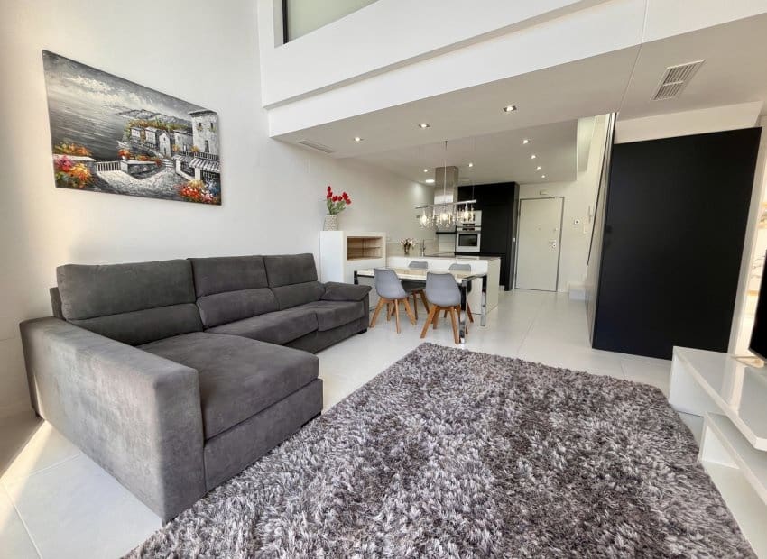 3 soverom Kjedet enebolig til salgs i Orihuela Costa med svømmebasseng - € 585 000 (Ref: 9296119)