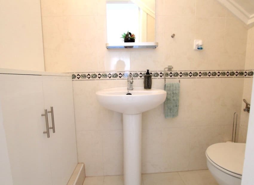 2 quarto Moradia Geminada para venda em Dona Pepa - 225 000 € (Ref: 9296122)