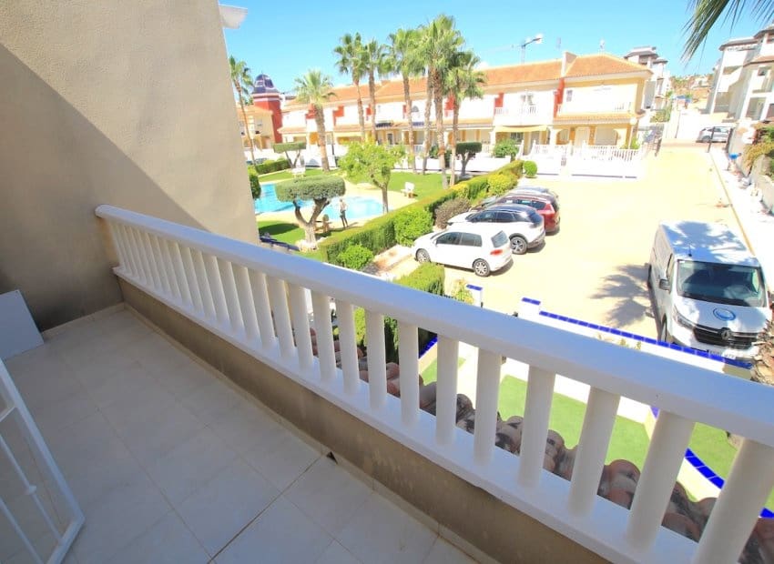 2 quarto Moradia Geminada para venda em Dona Pepa - 225 000 € (Ref: 9296122)