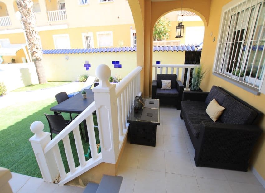 2 quarto Moradia Geminada para venda em Dona Pepa - 225 000 € (Ref: 9296122)