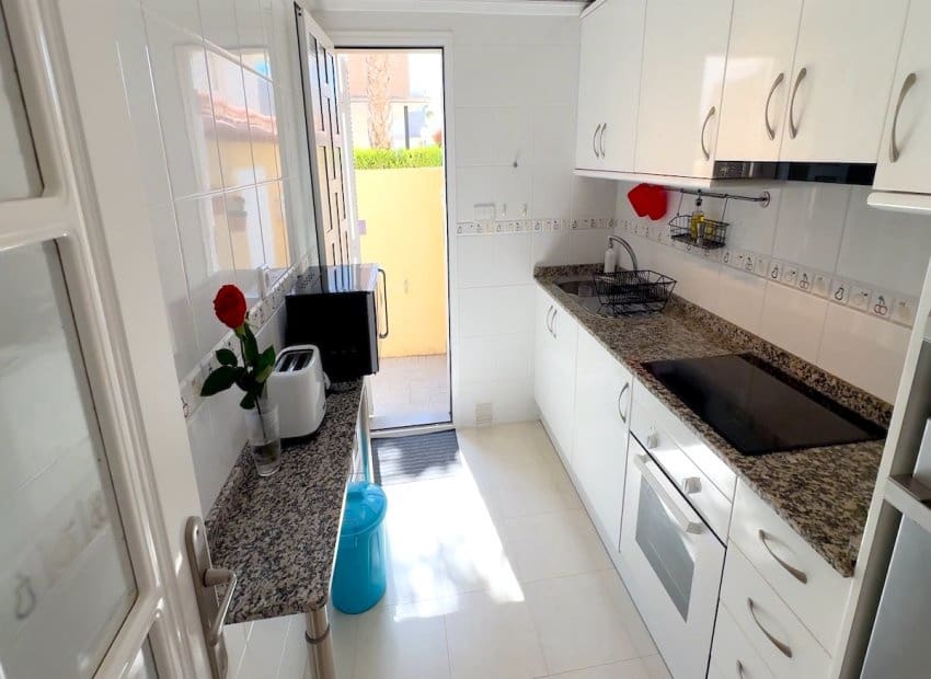2 quarto Moradia Geminada para venda em Dona Pepa - 225 000 € (Ref: 9296122)