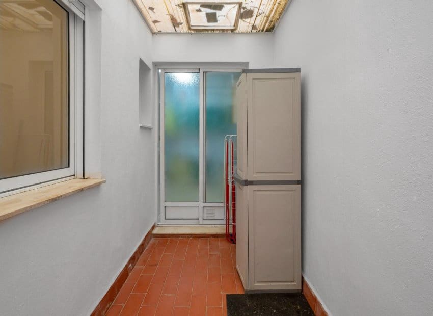 2 soveværelse Lejlighed til salg i Torrevieja med swimmingpool - € 117.260 (Ref: 9308821)