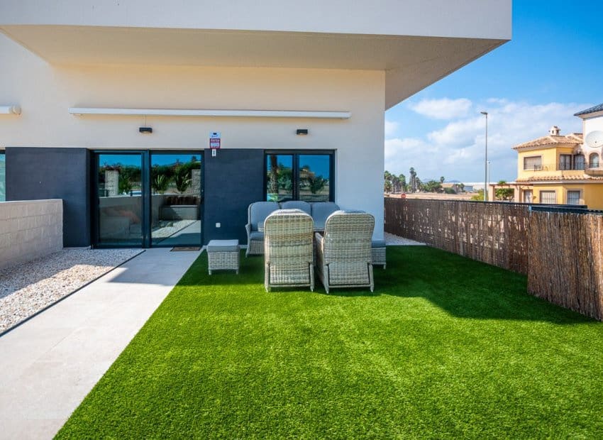 2 soverom Leilighet til salgs i Lo Crispin med svømmebasseng - € 239 000 (Ref: 9308827)