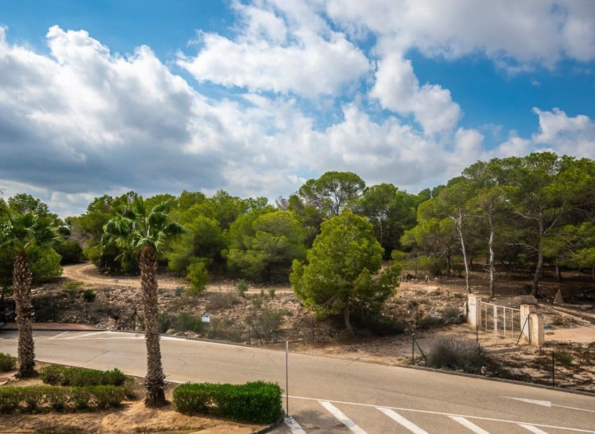 2 soverom Leilighet til salgs i Lo Crispin med svømmebasseng - € 239 000 (Ref: 9308827)