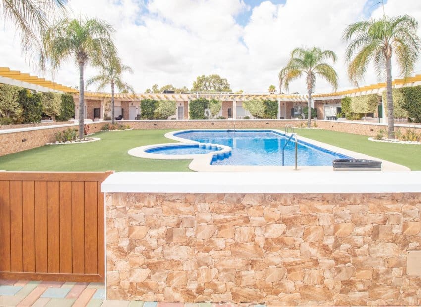 2 sovrum Bungalow till salu i Pilar de la Horadada med pool - 234 900 € (Ref: 9308828)