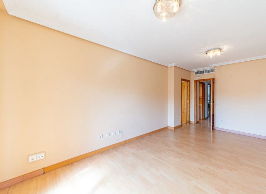 2 chambre Penthouse à vendre à Torrevieja - 199 000 € (Ref: 9308830)