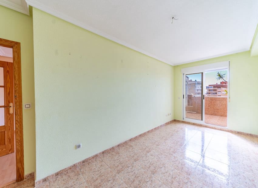 2 chambre Penthouse à vendre à Torrevieja - 199 000 € (Ref: 9308830)