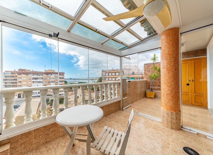 2 chambre Penthouse à vendre à Torrevieja - 199 000 € (Ref: 9308830)