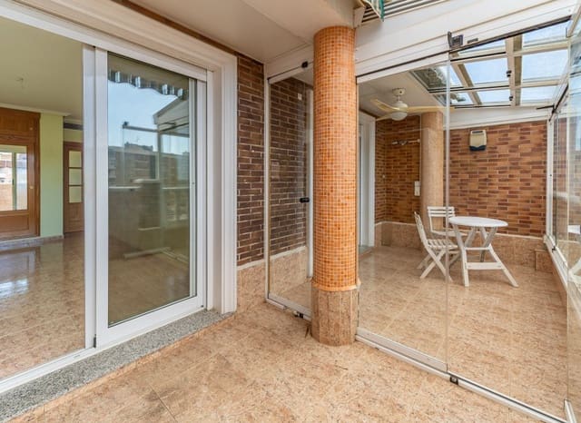 2 chambre Penthouse à vendre à Puerto Deportivo, Torrevieja - 199 000 € (Ref: 9308830)