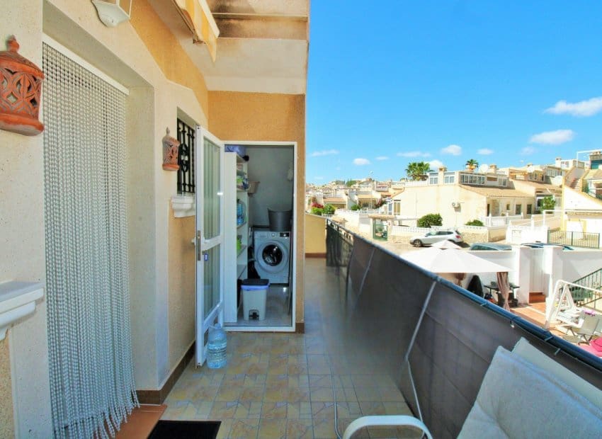 4 bedroom Villa for sale in Villamartin with pool - € 379,000 (Ref: 9308832)