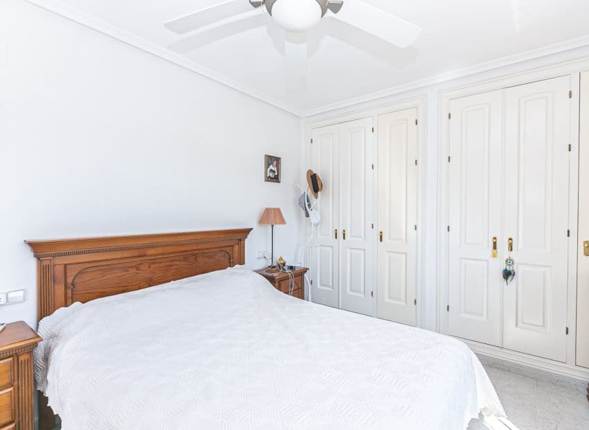 4 slaapkamer Villa te koop in Dehesa de Campoamor met zwembad - € 860.000 (Ref: 9315117)