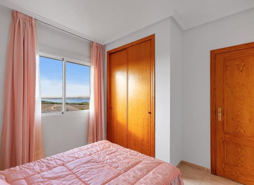 2 camera da letto Appartamento in vendita in Torrevieja con piscina - 138.000 € (Rif: 9315120)