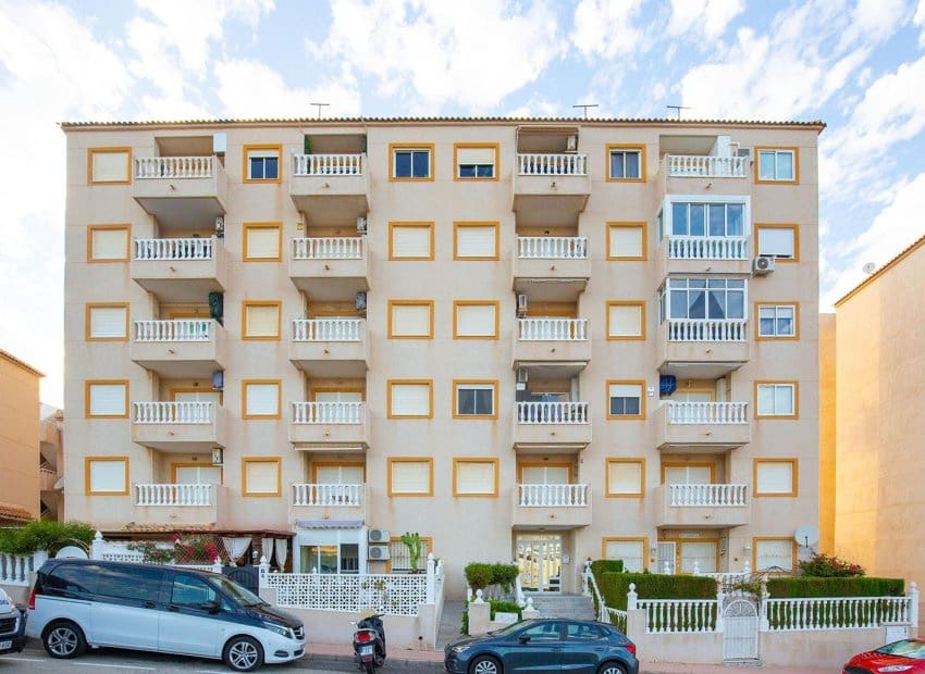 2 camera da letto Appartamento in vendita in Torrevieja con piscina - 138.000 € (Rif: 9315120)
