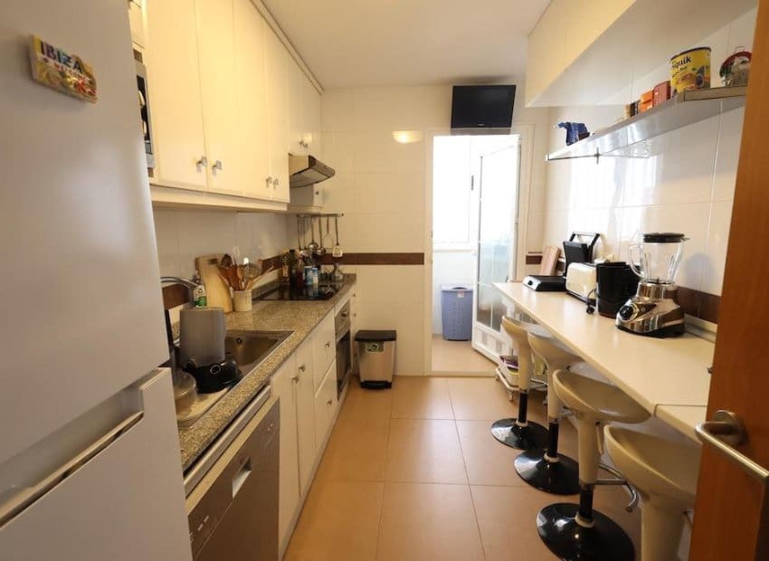 3 quarto Penthouse para venda em Pilar de la Horadada com piscina - 560 000 € (Ref: 9315121)