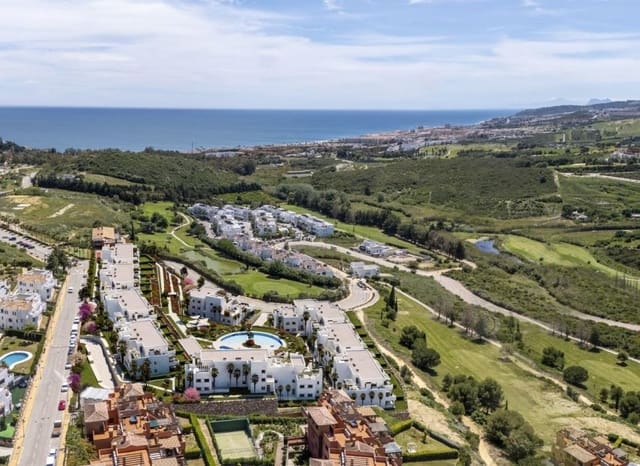 3 soveværelse Lejlighed til salg i Casares Golf - Casares del Sol, Casares med swimmingpool - € 699.000 (Ref: 9315122)