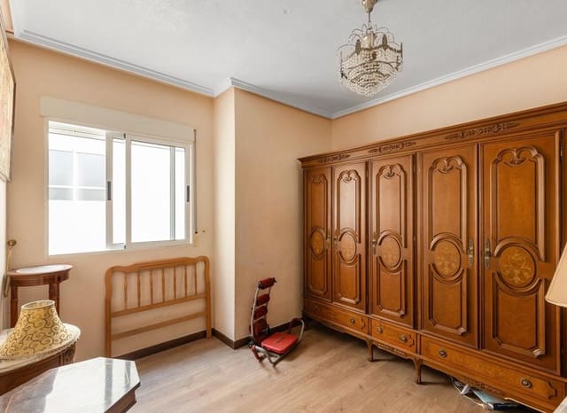 3 soveværelse Lejlighed til salg i Antonio Machado, Torrevieja - € 160.000 (Ref: 9325553)