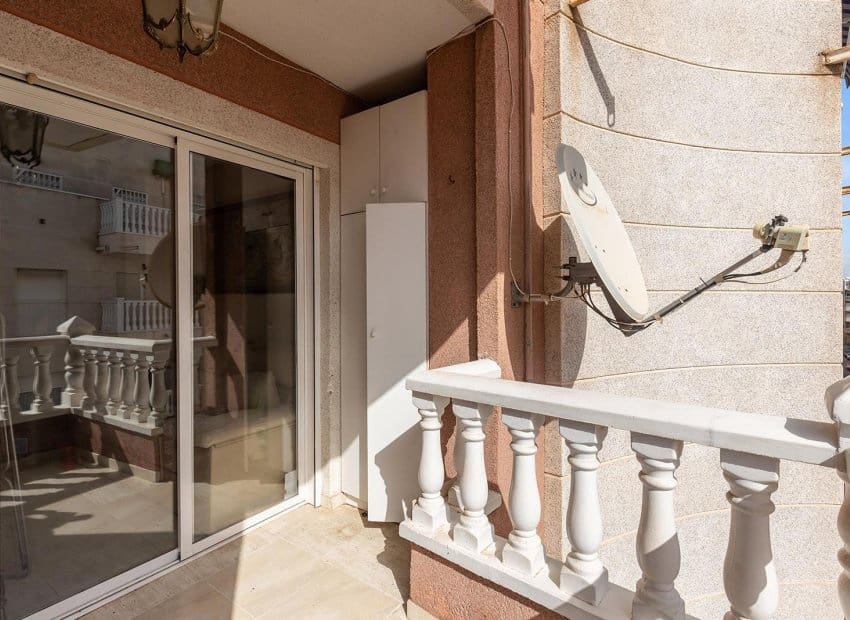3 makuuhuone Huoneisto myytävänä paikassa Torrevieja - 160 000 € (Ref: 9325553)