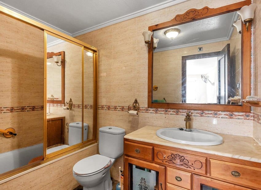 3 makuuhuone Huoneisto myytävänä paikassa Torrevieja - 160 000 € (Ref: 9325553)