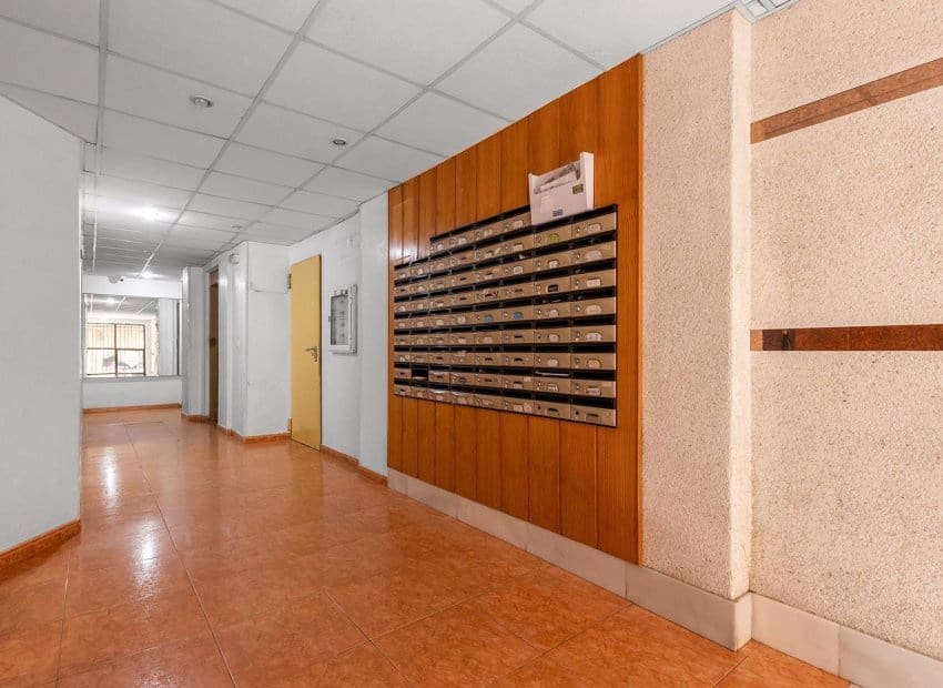 3 makuuhuone Huoneisto myytävänä paikassa Torrevieja - 160 000 € (Ref: 9325553)