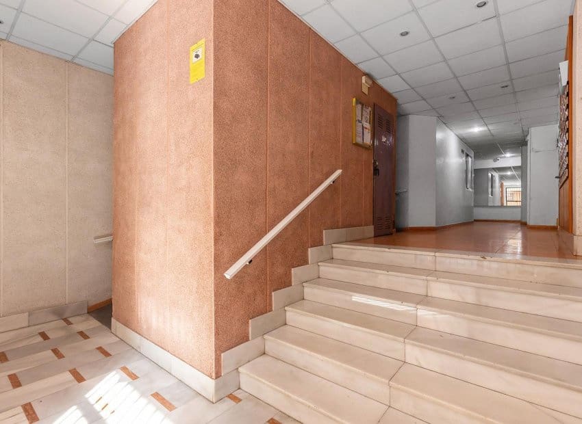 3 makuuhuone Huoneisto myytävänä paikassa Torrevieja - 160 000 € (Ref: 9325553)