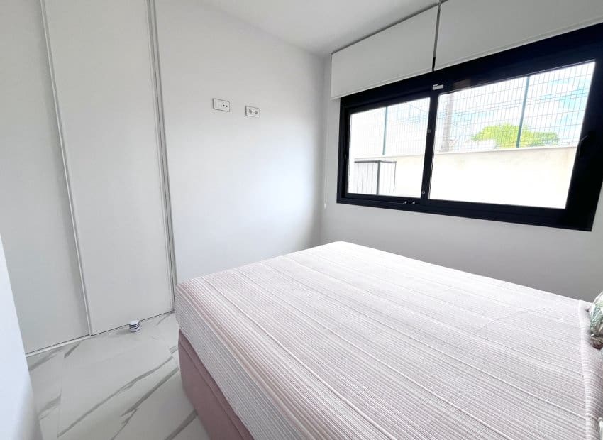 2 bedroom Apartment for sale in San Miguel de Salinas with pool - € 339,950 (Ref: 9325555)