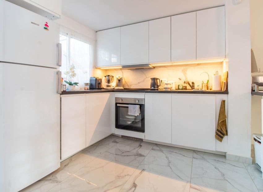 4 soverom Kjedet enebolig til salgs i Torrevieja - € 264 900 (Ref: 9325565)