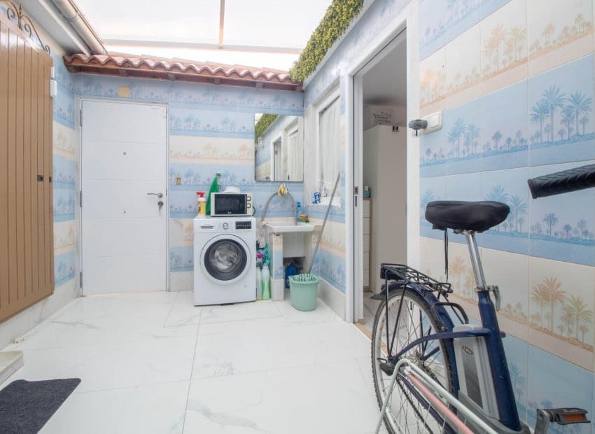 4 soverom Kjedet enebolig til salgs i Torrevieja - € 264 900 (Ref: 9325565)