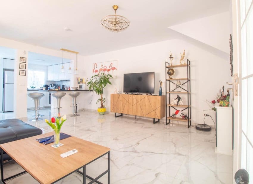 4 soverom Kjedet enebolig til salgs i Torrevieja - € 264 900 (Ref: 9325565)