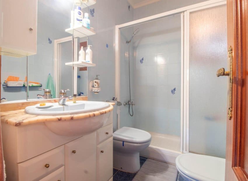 4 soverom Kjedet enebolig til salgs i Torrevieja - € 264 900 (Ref: 9325565)