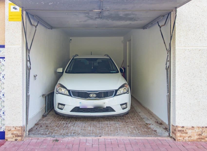 4 soverom Kjedet enebolig til salgs i Torrevieja - € 264 900 (Ref: 9325565)