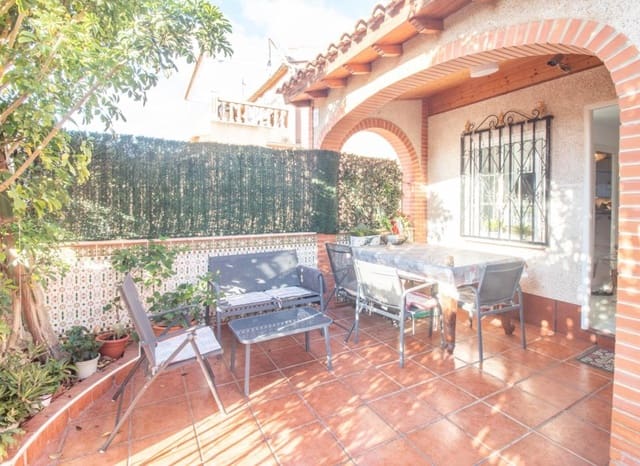 4 quarto Moradia Geminada para venda em Playa del Acequión, Torrevieja - 264 900 € (Ref: 9325565)